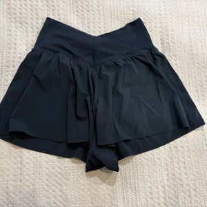 Women's OFFLINE By Aerie Real Me Crossover Flowy Short NWOT sz med